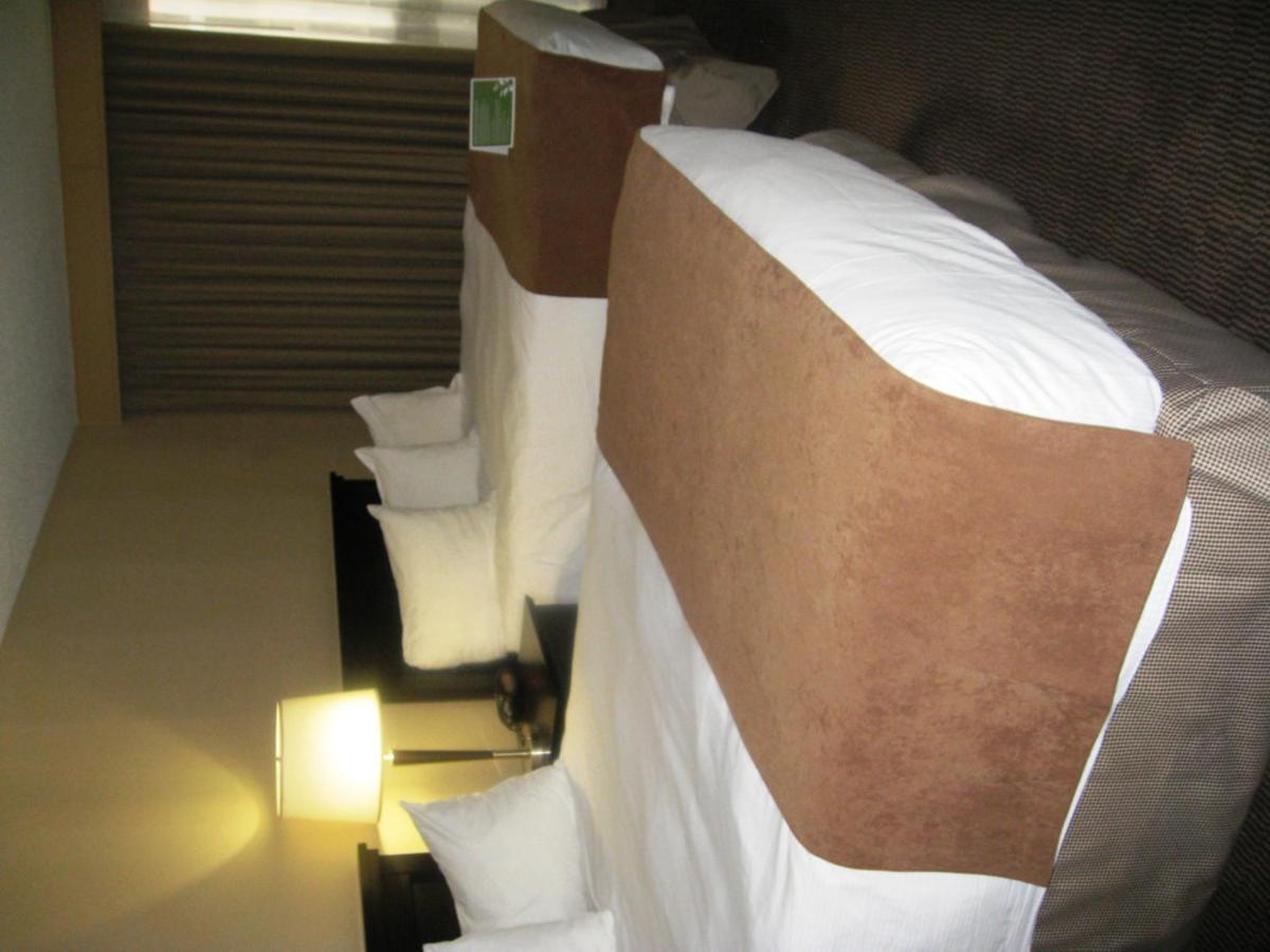 Hotel Baymont By Wyndham Red Deer Extérieur photo
