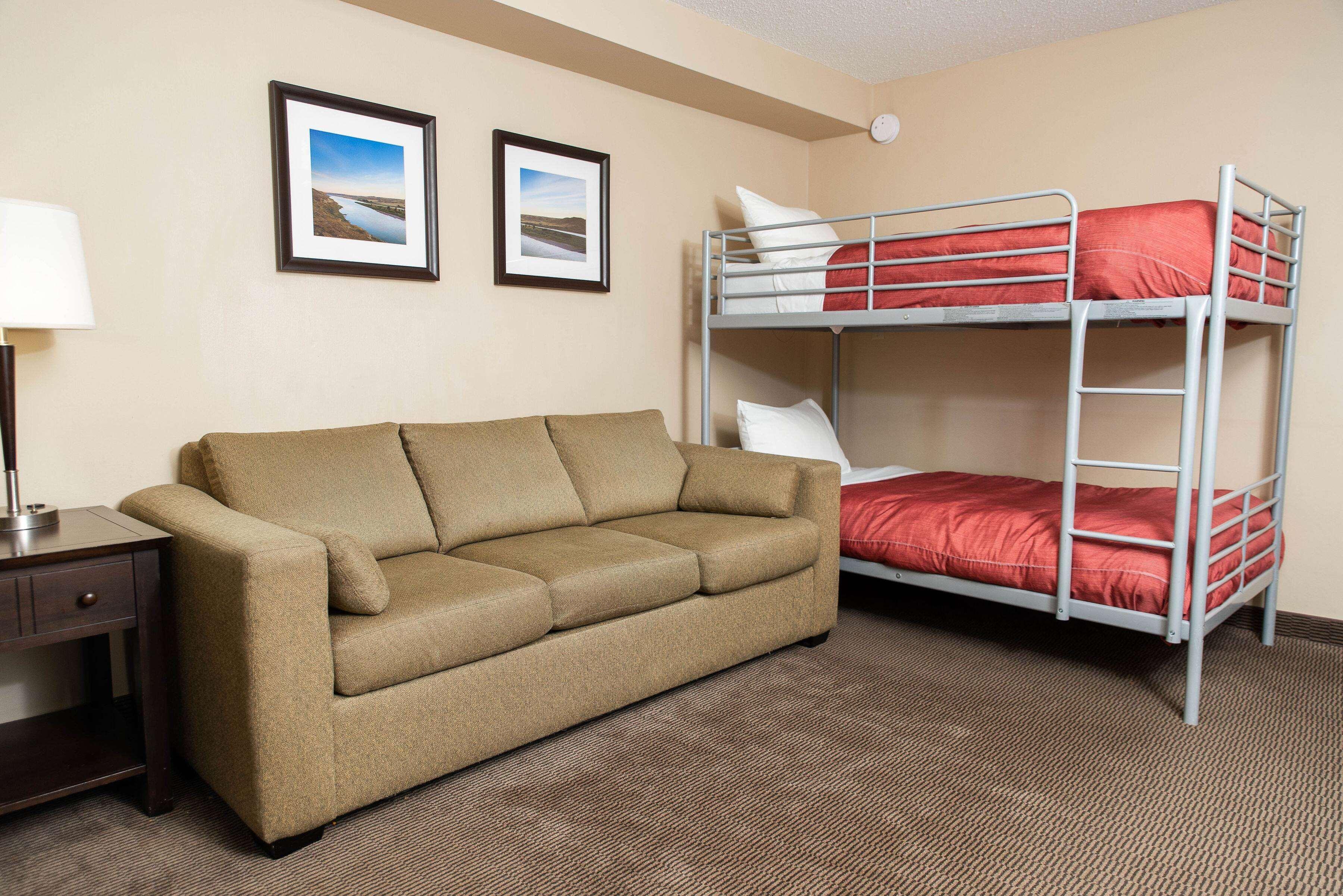 Hotel Baymont By Wyndham Red Deer Extérieur photo