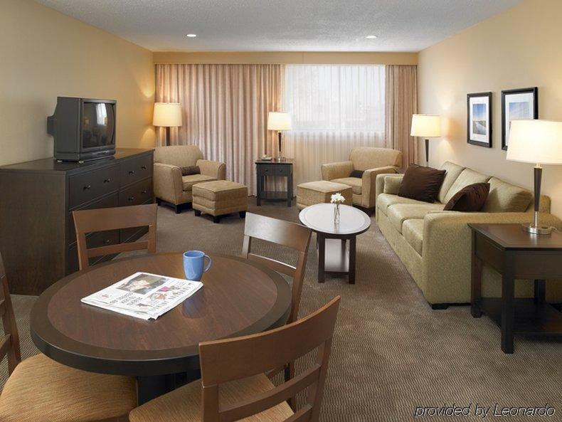 Hotel Baymont By Wyndham Red Deer Chambre photo